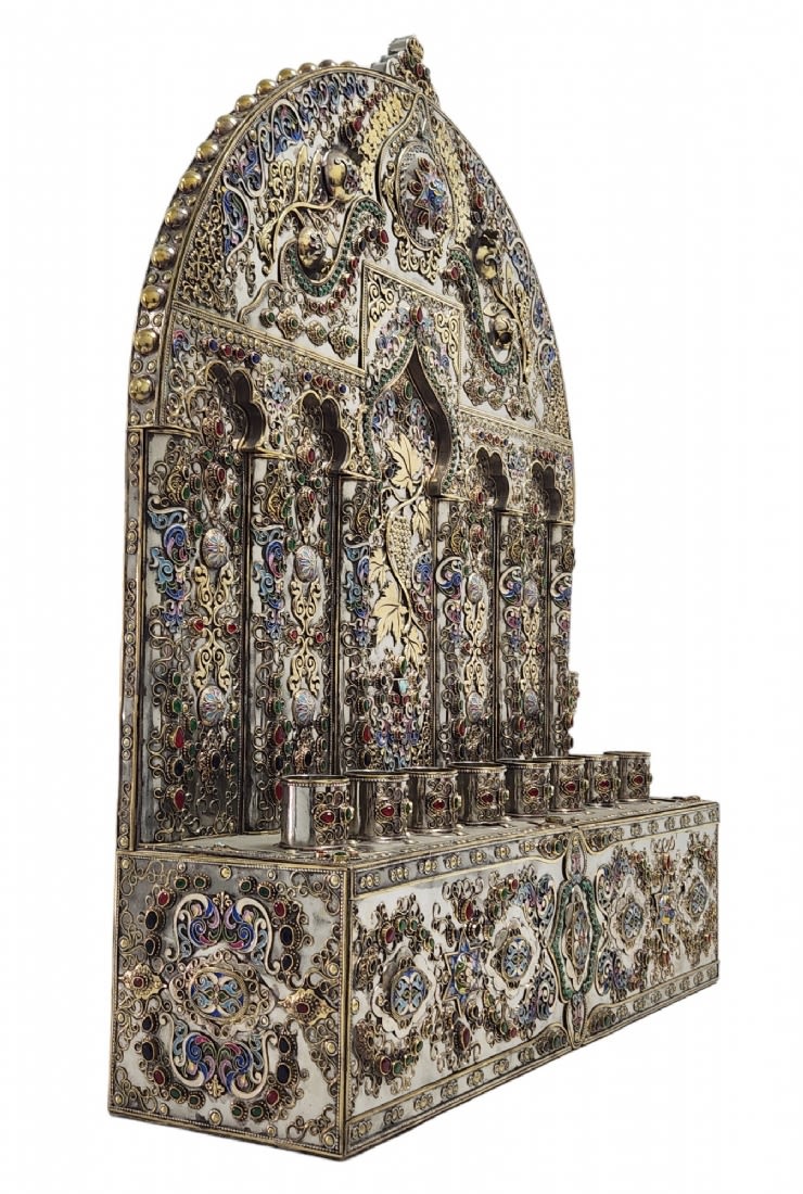 A large decorative Menorah, impressive, in the Turkmen style, made of silver-plated metal and set - Image 3 of 13