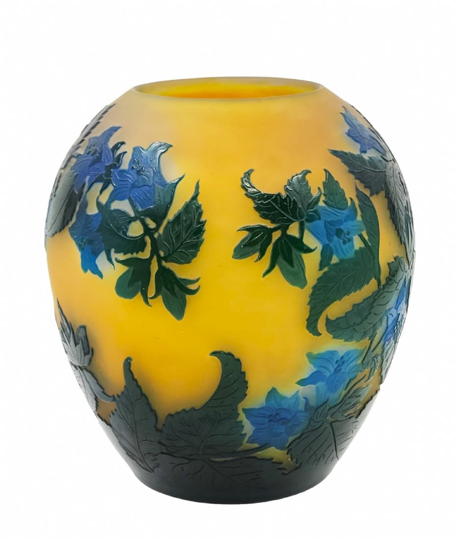 High quality French art nouveau vase made by 'Emile Galle', made of glass, decorated and signed in - Image 2 of 7