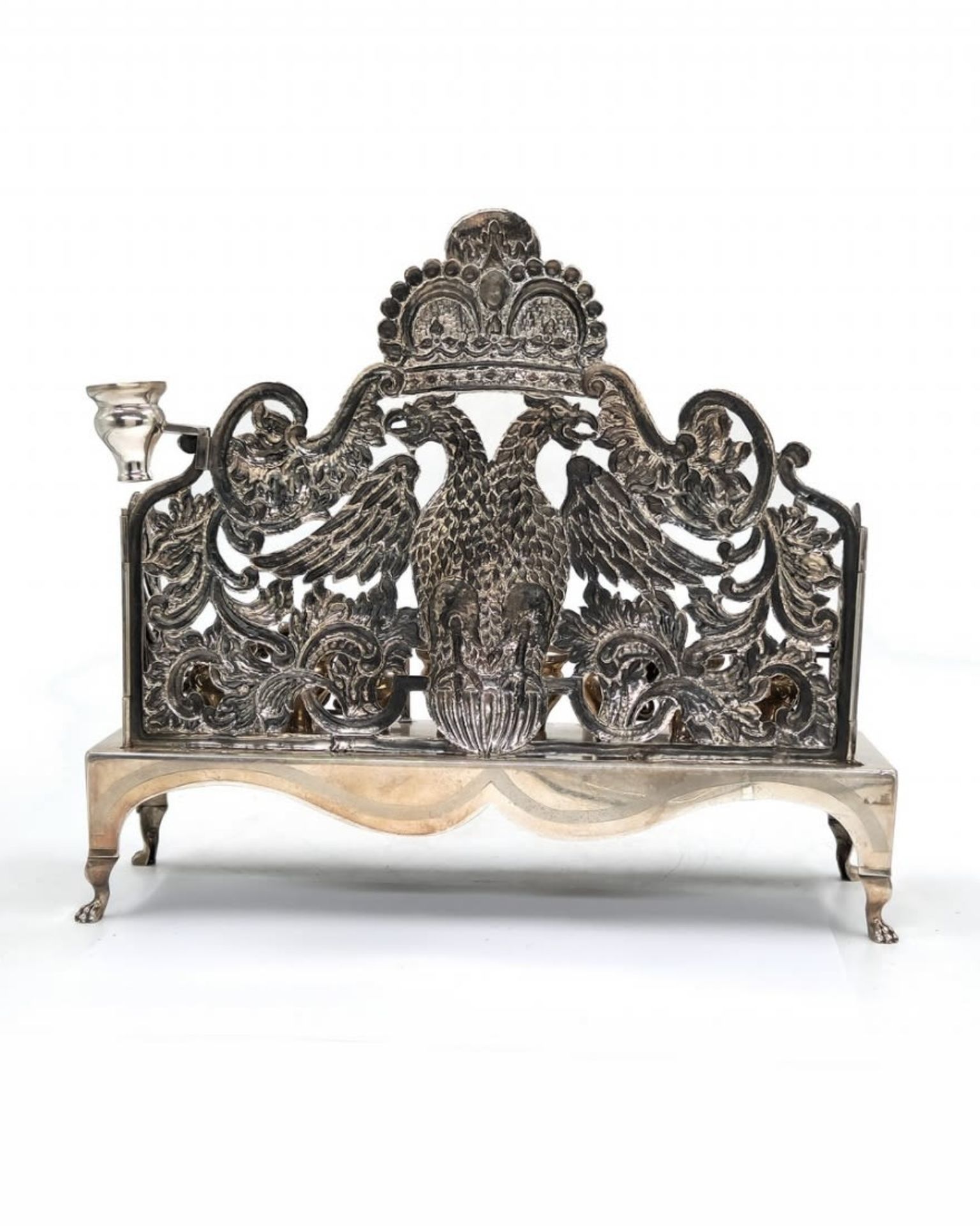 Impressive and beautiful Menorah made of sterling silver, (signed), decorated with an eagle pattern, - Bild 3 aus 9