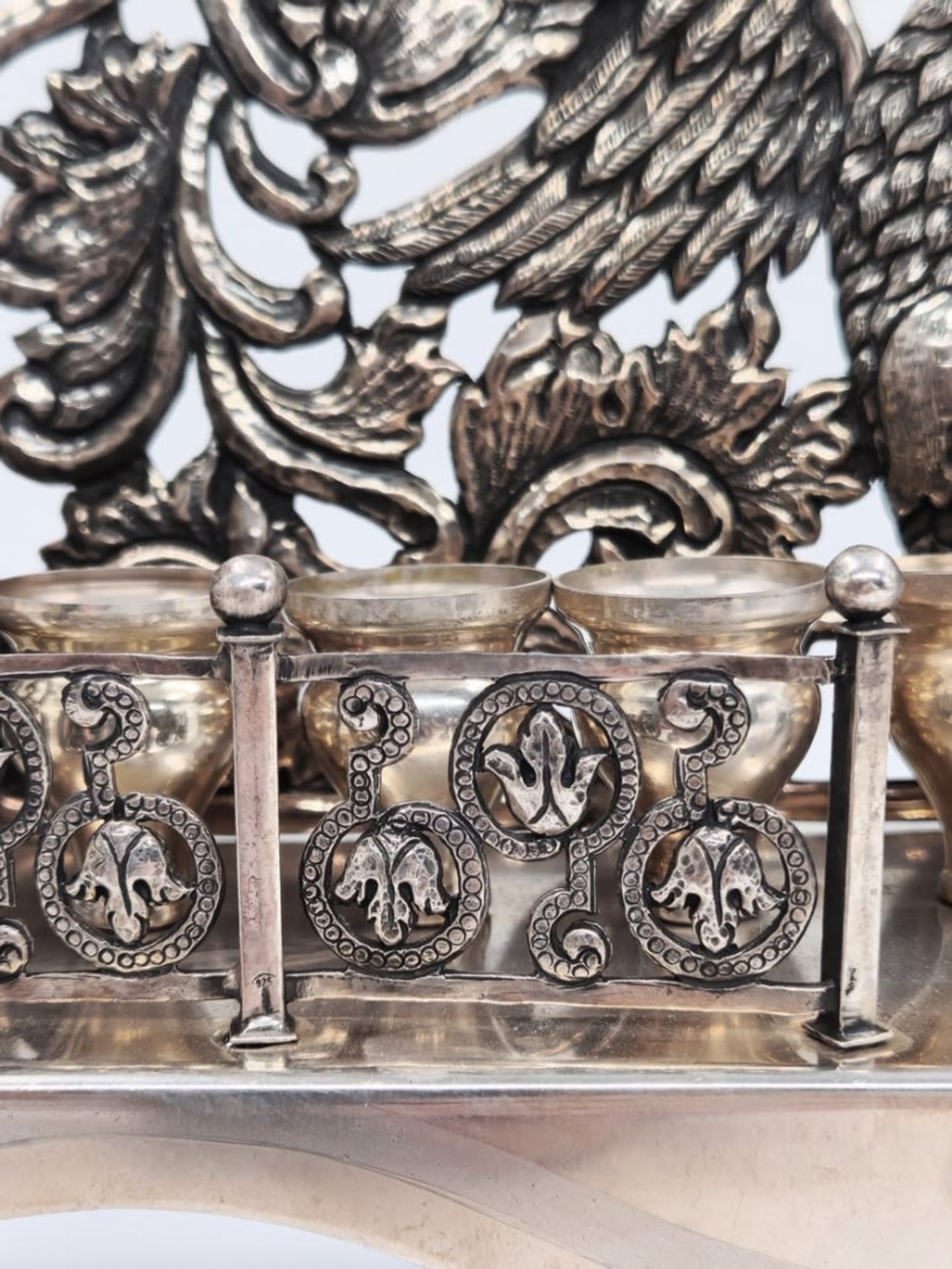 Impressive and beautiful Menorah made of sterling silver, (signed), decorated with an eagle pattern, - Bild 7 aus 9