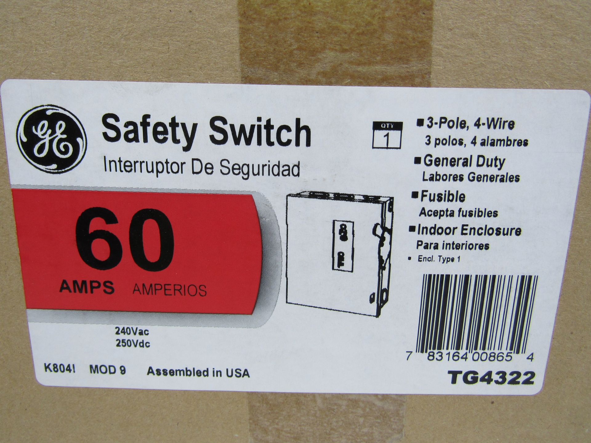 1x GE TG4322 Safety Switches TG 3P 60A 240V 50/60Hz 3Ph Fusible 4Wire EA Nema 1 Heavy Duty