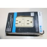 13x Eaton SGF15V-M-L Outlets EA