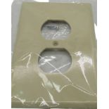 7x Eaton 2142V-F-LW Wallplates and Accessories Wallplate Ivory EA