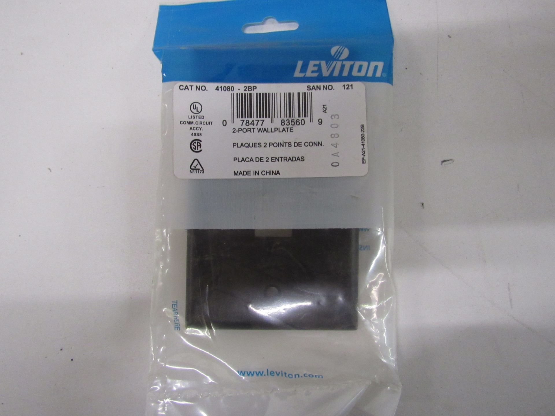 29x Leviton 41080-2BP Wallplates and Accessories Outlet Cover Brown EA 2 Port