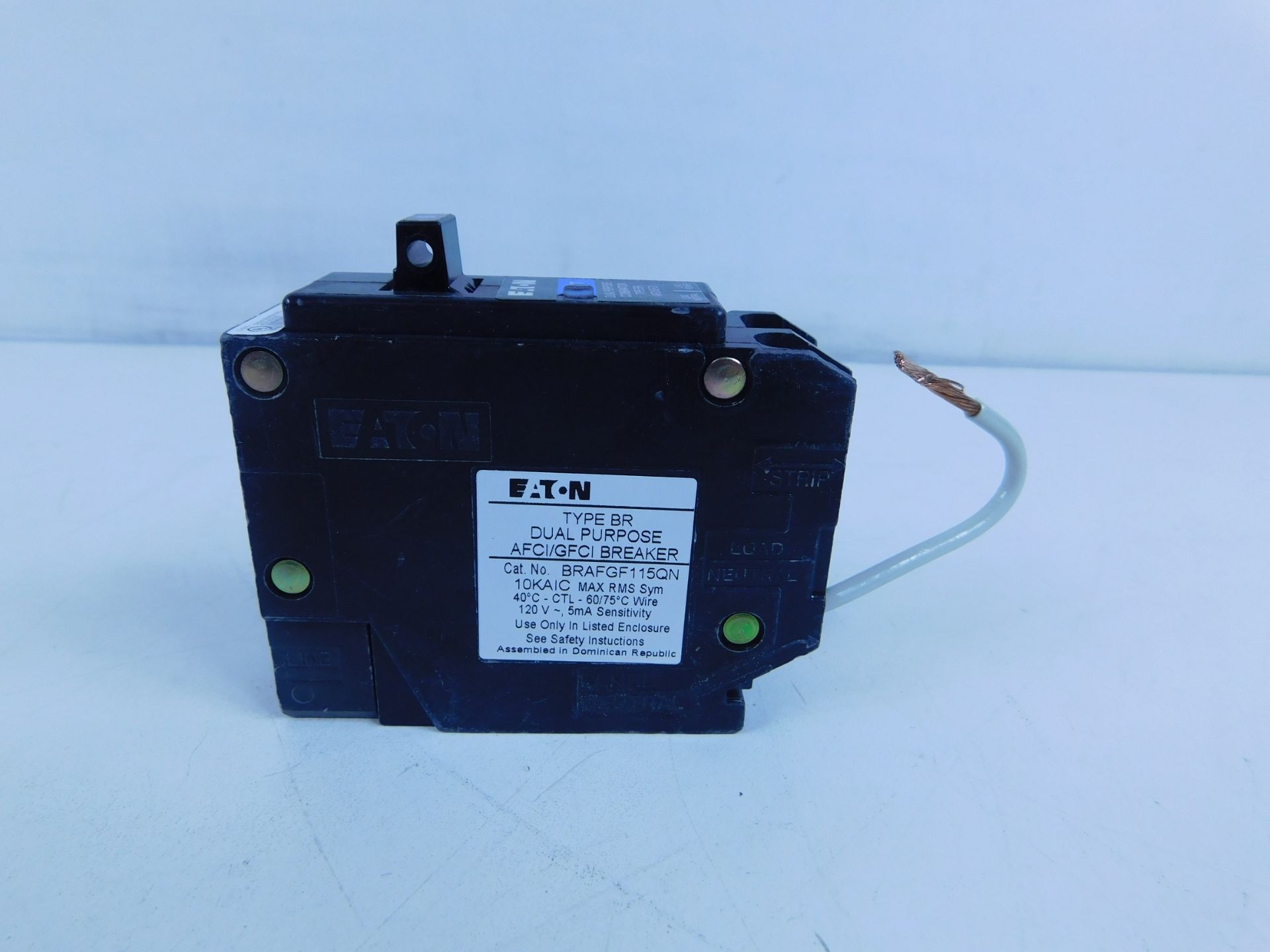 10x Eaton BRAFGF115QN Miniature Circuit Breakers (MCBs) BR 1P 15A 120V 50/60Hz 1Ph EA