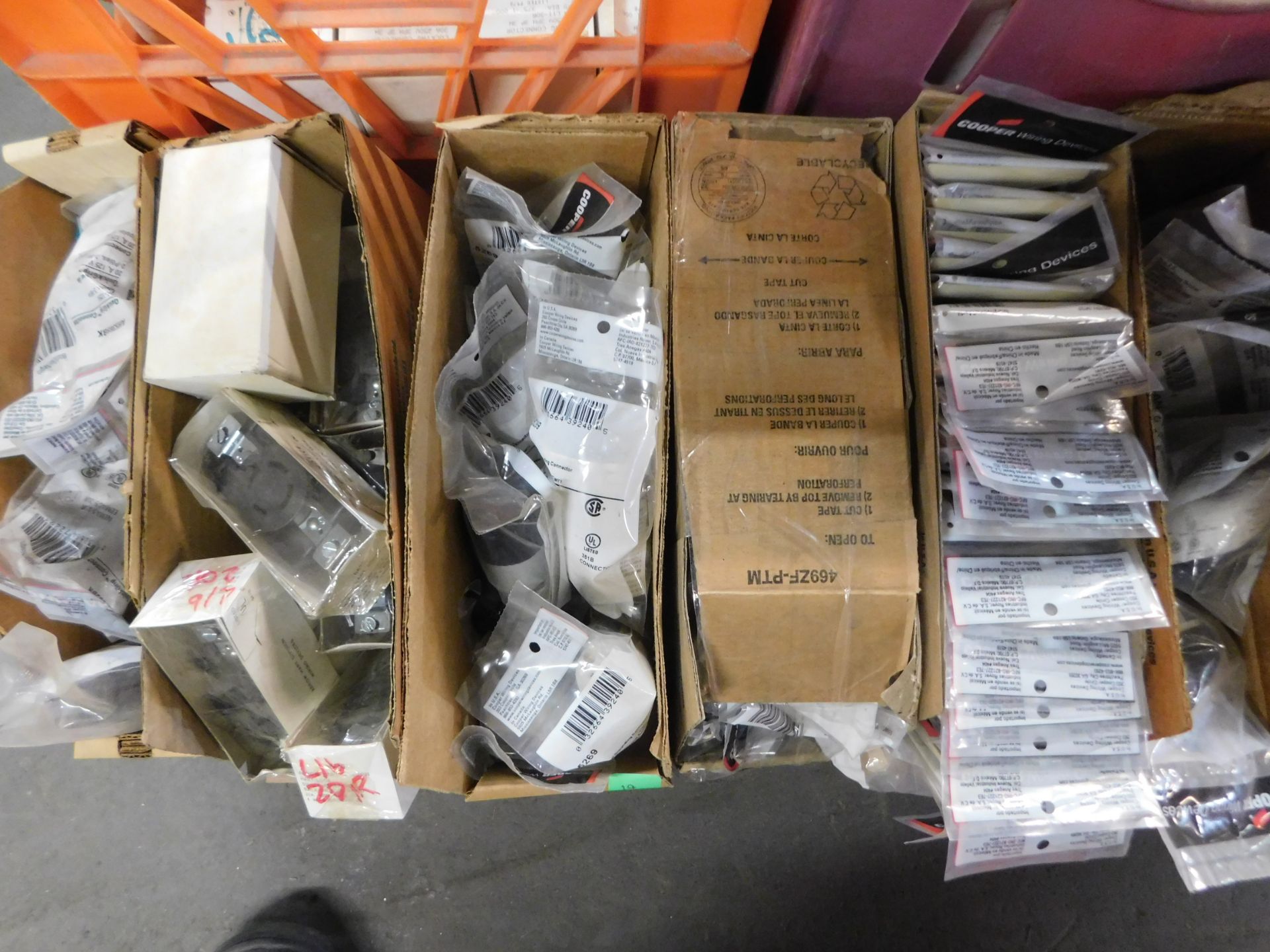 1X Outlet-Lot-09 Assorted Wiring Devices - Image 6 of 8