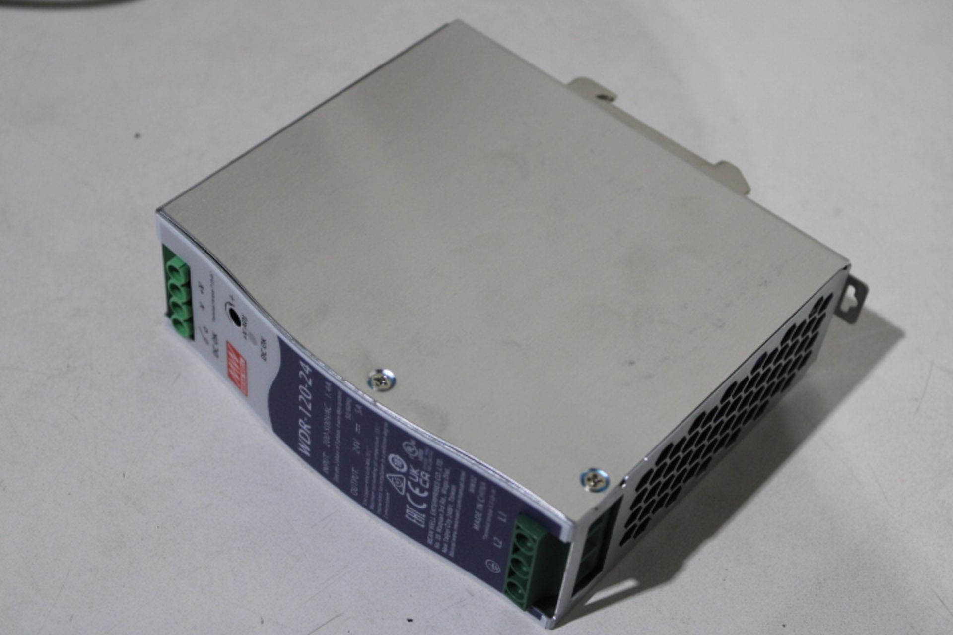 70x Mean Well WDR-120-24 Other Power Supplies EA