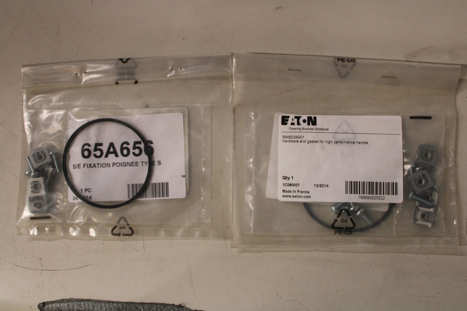 20x Eaton 66A6029G01 Switch Accessories EA