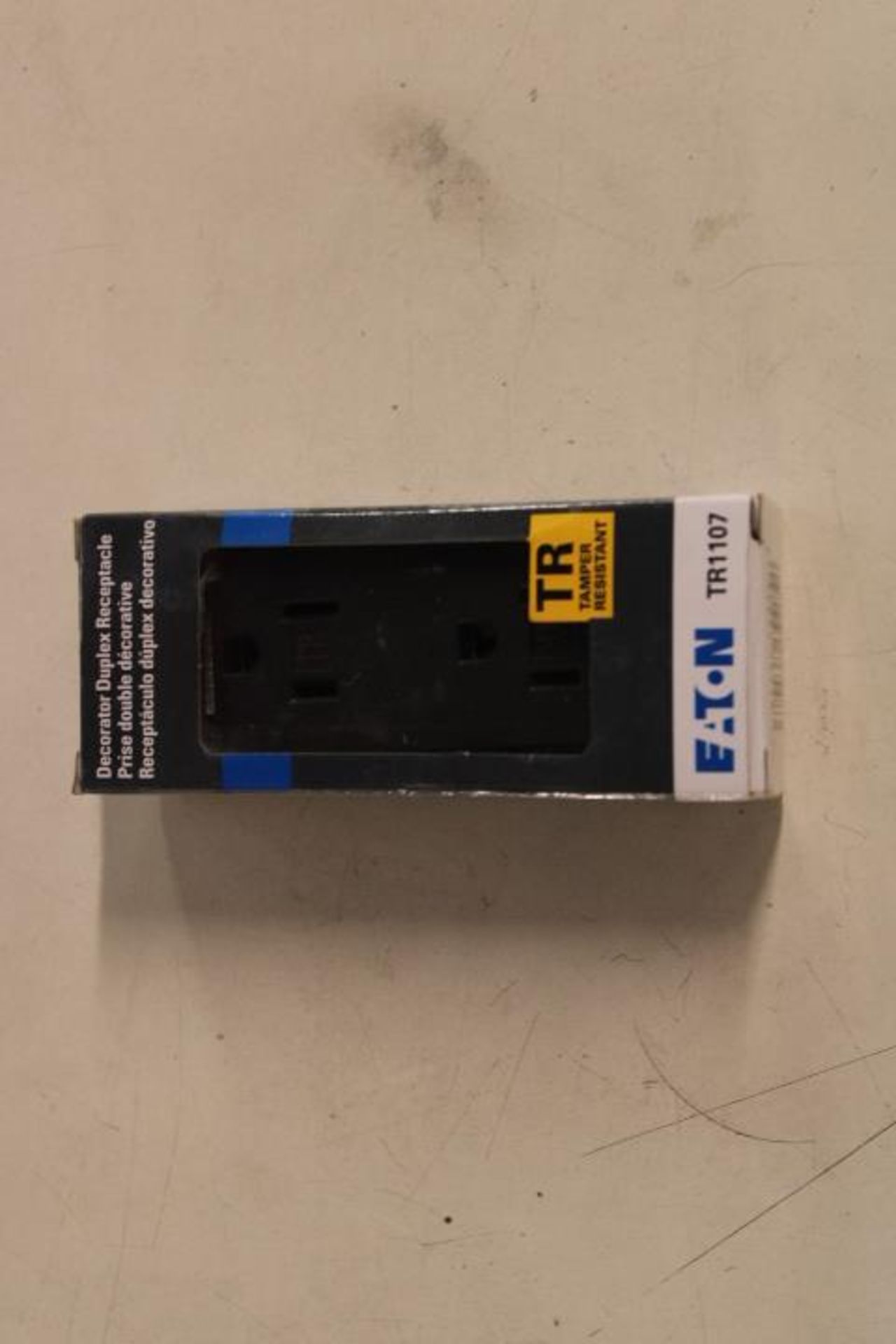4x Eaton TR1107RB-BX-LW Outlets EA