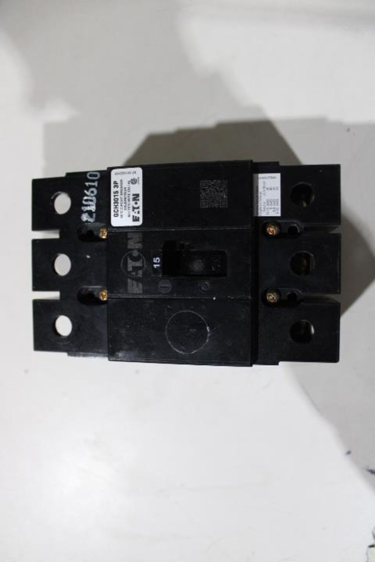 5x Eaton GCH3015 Molded Case Breakers (MCCBs) EA
