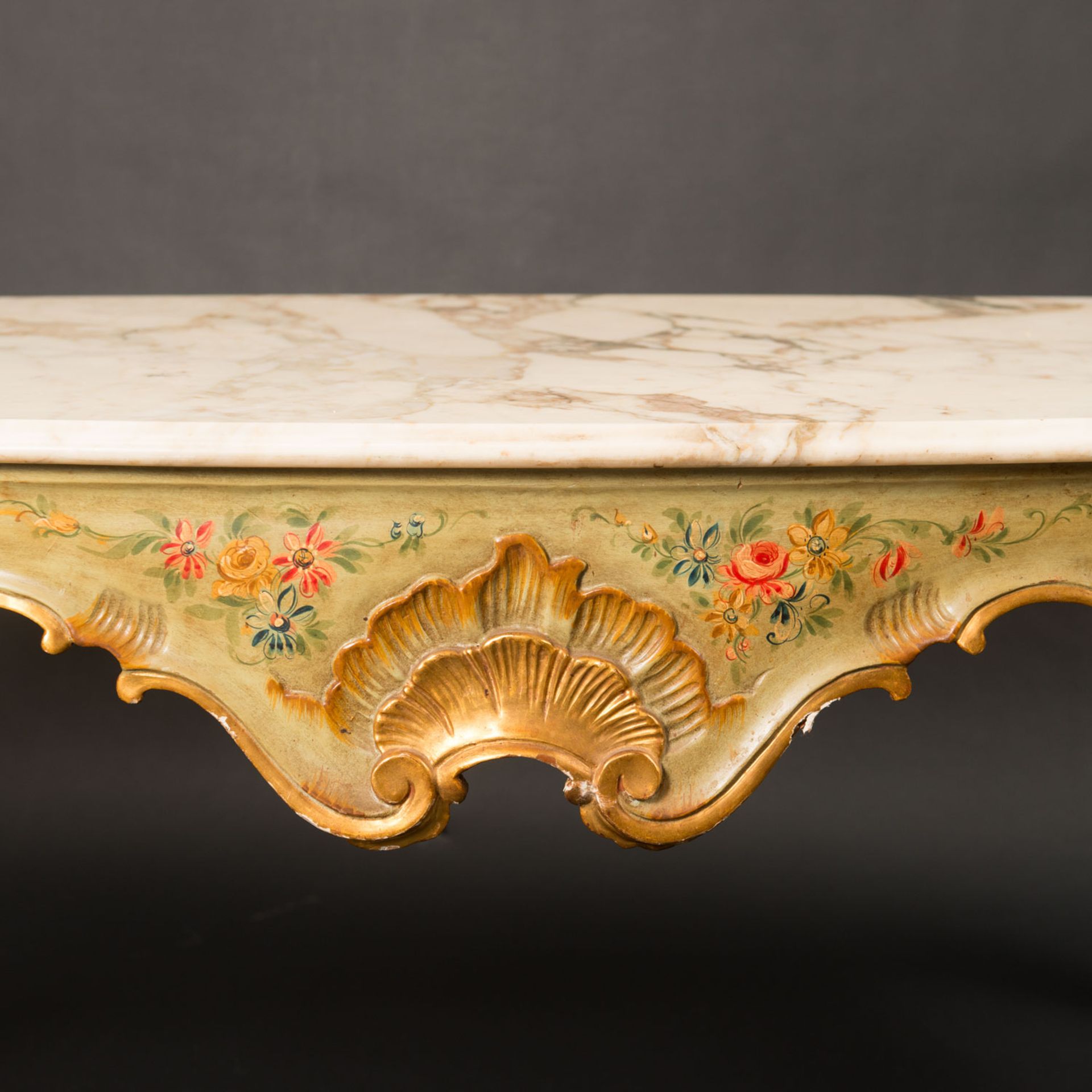 Venetian Sofa Table, in Baroque style, carved ornaments with lacquer decorations, white marble - Image 3 of 3