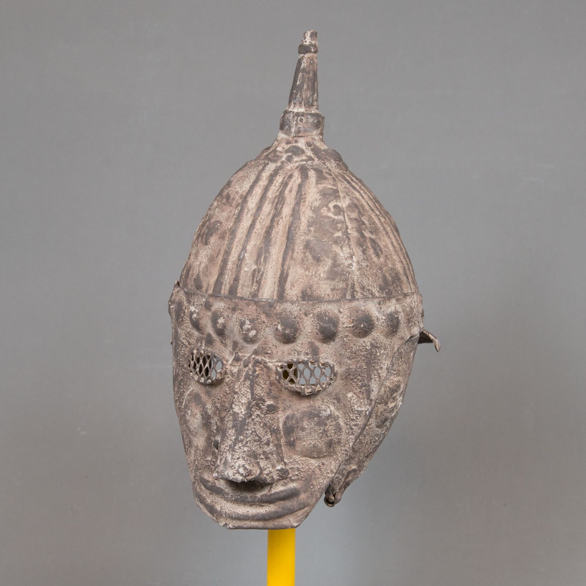 Iron Helmet in Ancient Manner - Bild 2 aus 3