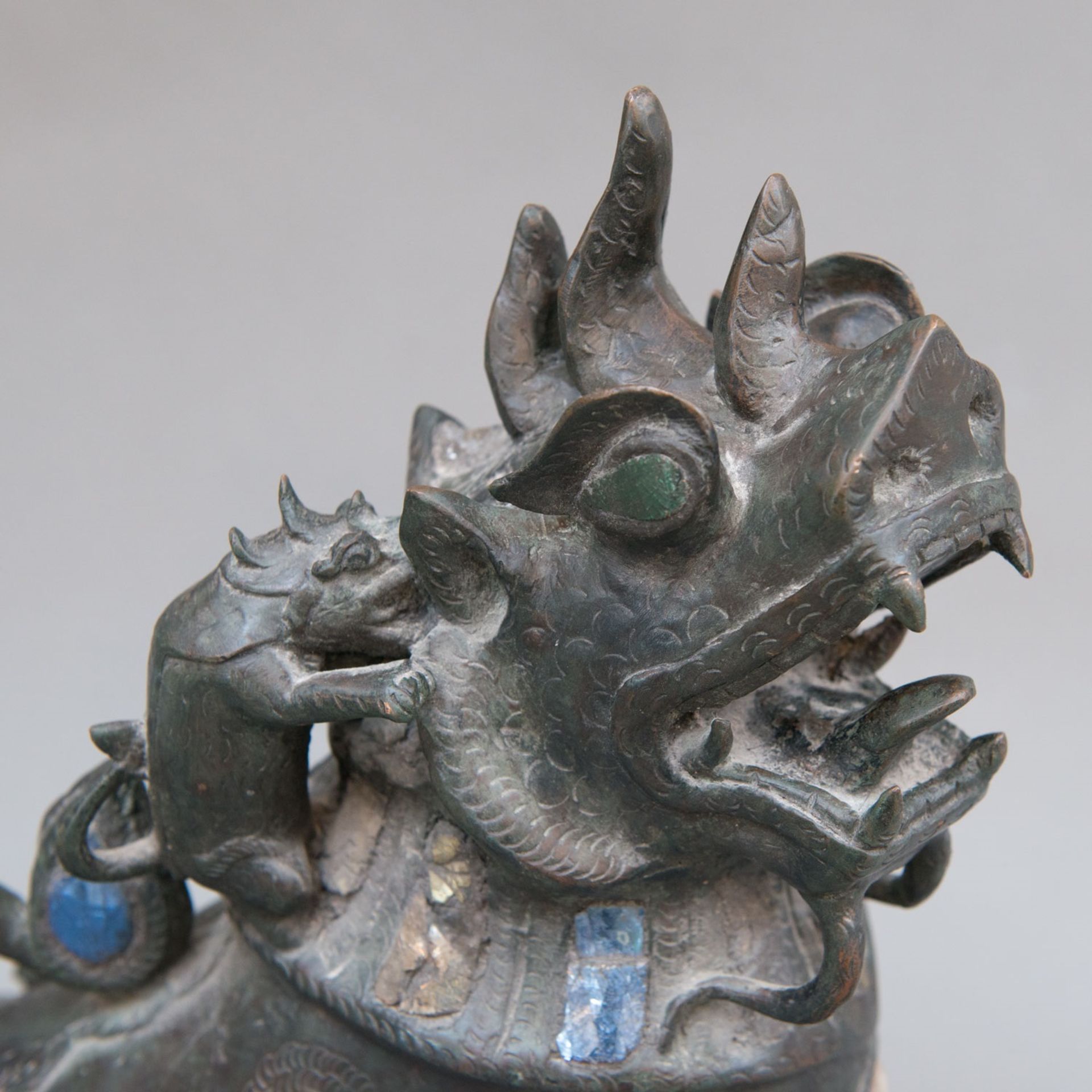 Chinese Bronze Fo Lion - Bild 2 aus 3