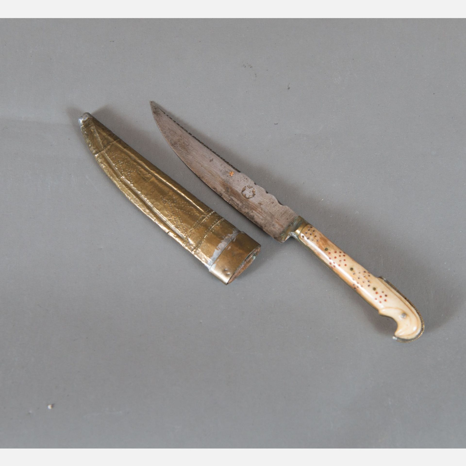 Two Oriental Knifes  - Bild 3 aus 3