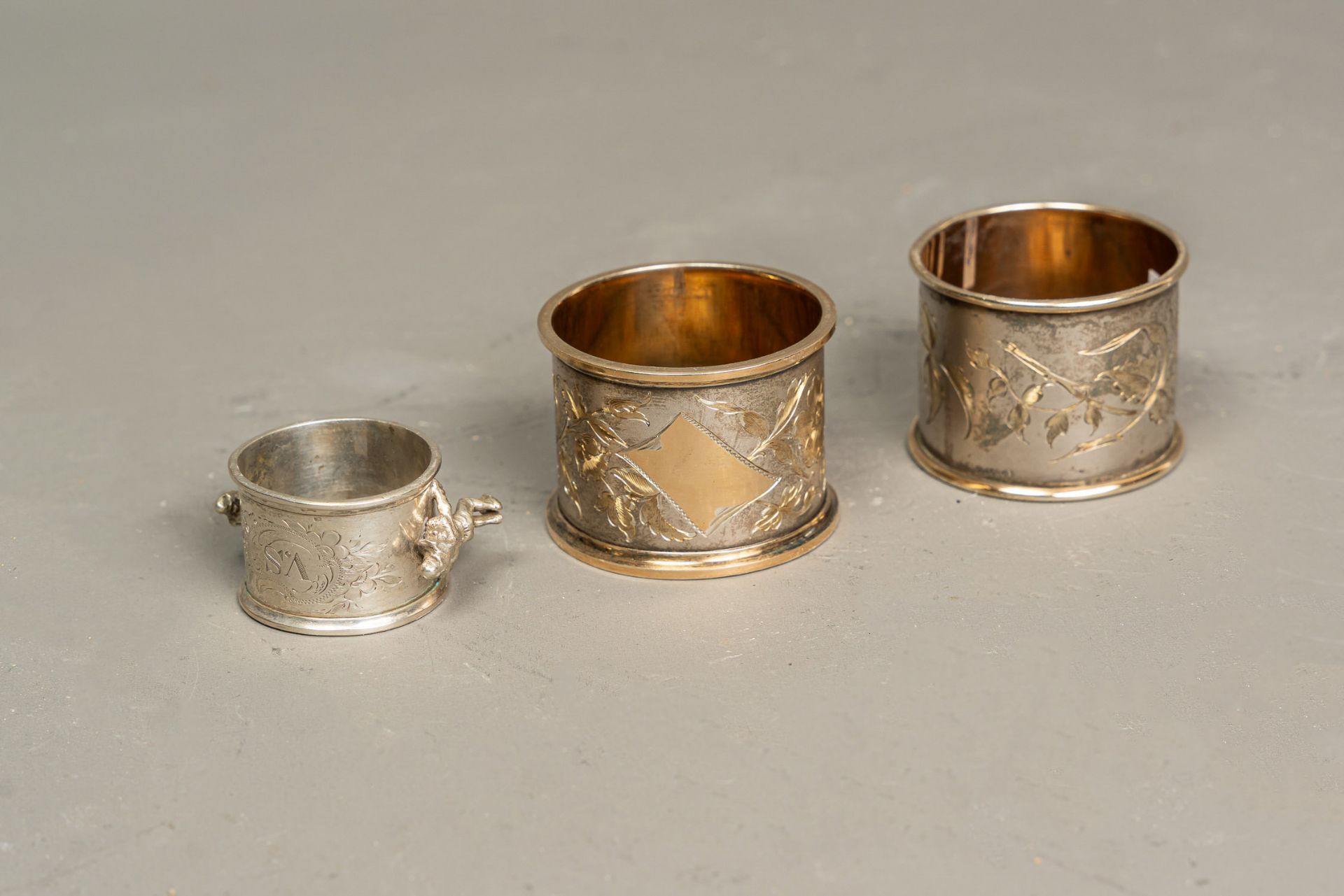 Lot of Five Silver Objects - Image 2 of 3