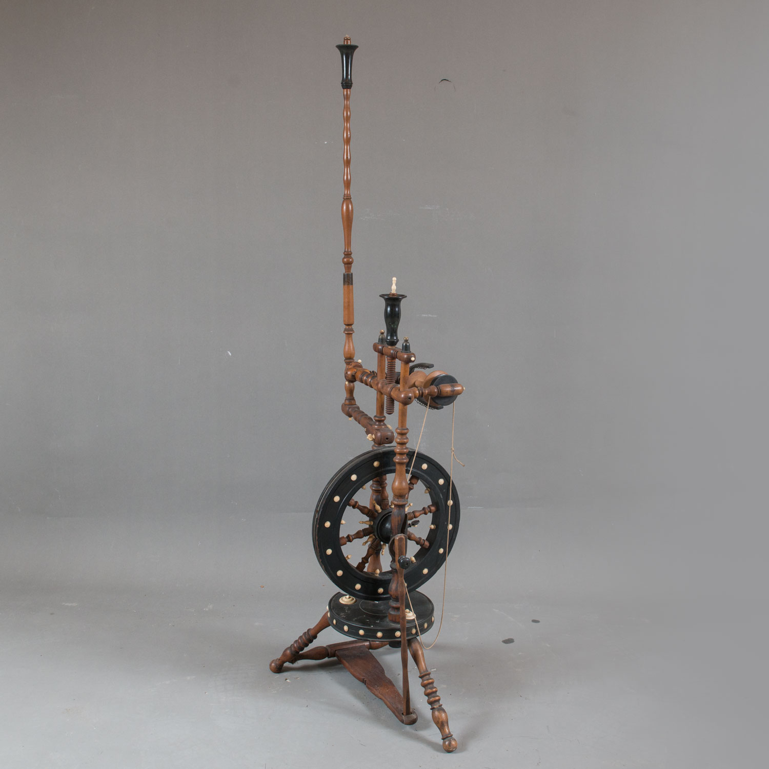 Spinning Wheel - Image 2 of 3