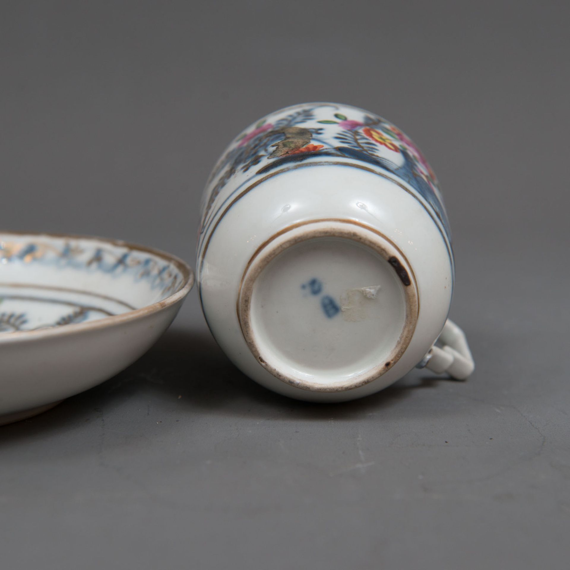 Six Vienna Porcelain Cups with Saucers - Bild 2 aus 3