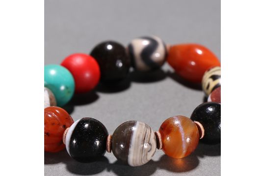 MIXED GEMSTONES BEADED BRACELET - Image 6 of 9