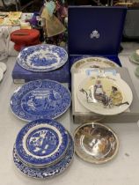 A MIXED LOT OF CERAMICS TO INCLUDE WEDGWOOD WATER CARRIER PLATE, AYNSLEY PLATE, BLUE AND WHITE SPODE