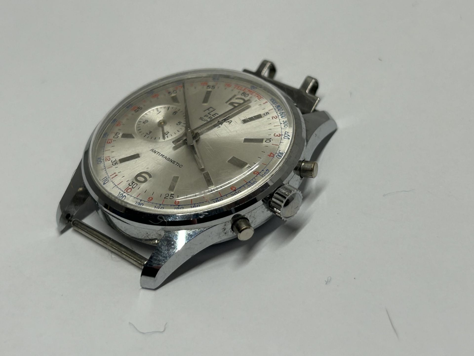 A VINTAGE AUTOMATIC GENTS FLEXIKA PRIMA SUPER 27 ANTIMAGNETIC WRISTWACH, WORKING AT THE TIME OF - Image 2 of 4