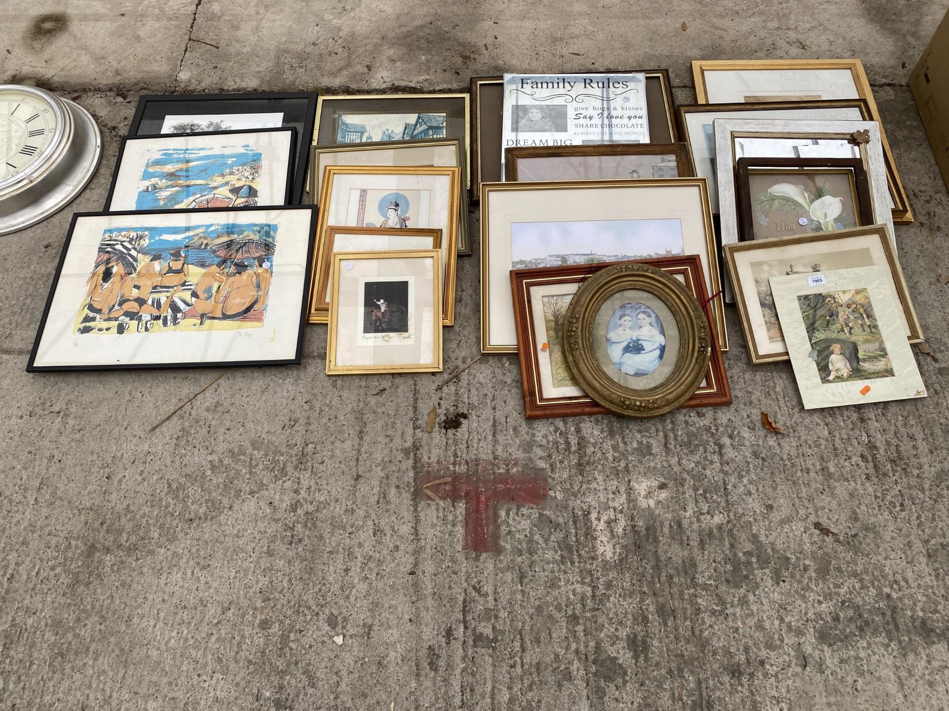 A LARGE ASSORTMENT OF FRAMED PRINTS AND PICTURES