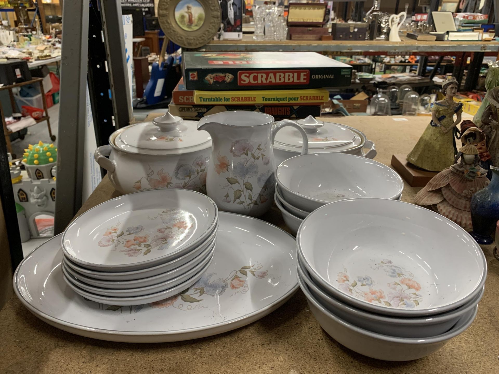 A RETRO DENBY FLORAL STONEWARE DINNER SERVICE, TUREENS ETC