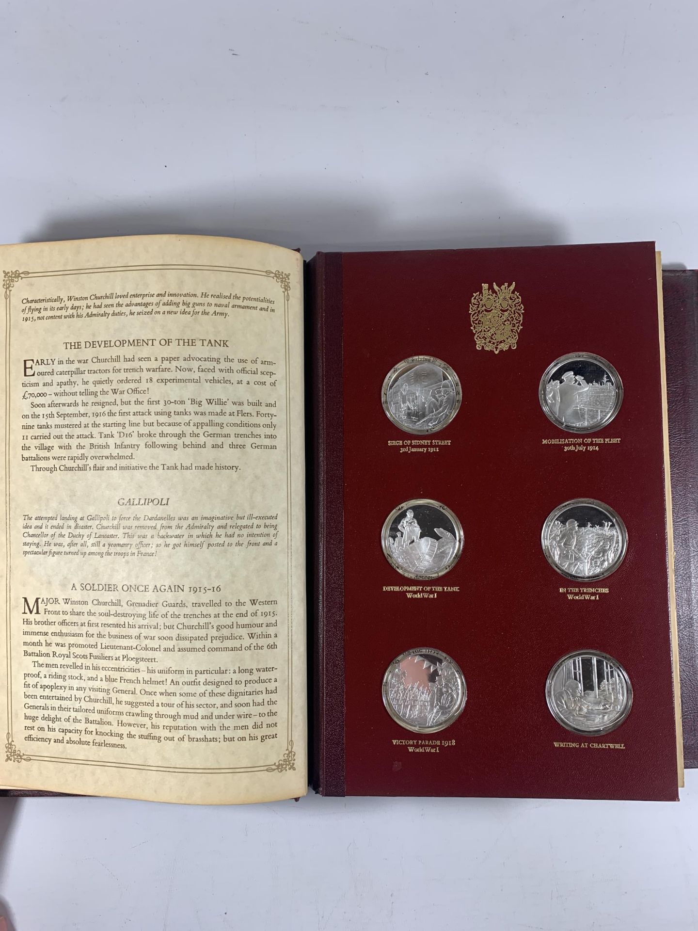 A STERLING SILVER PROOF WINSTON CHURCHILL TWENTY FOUR MEDAL SET, JOHN PINCHE WITH CERTIFICATE OF - Image 6 of 13