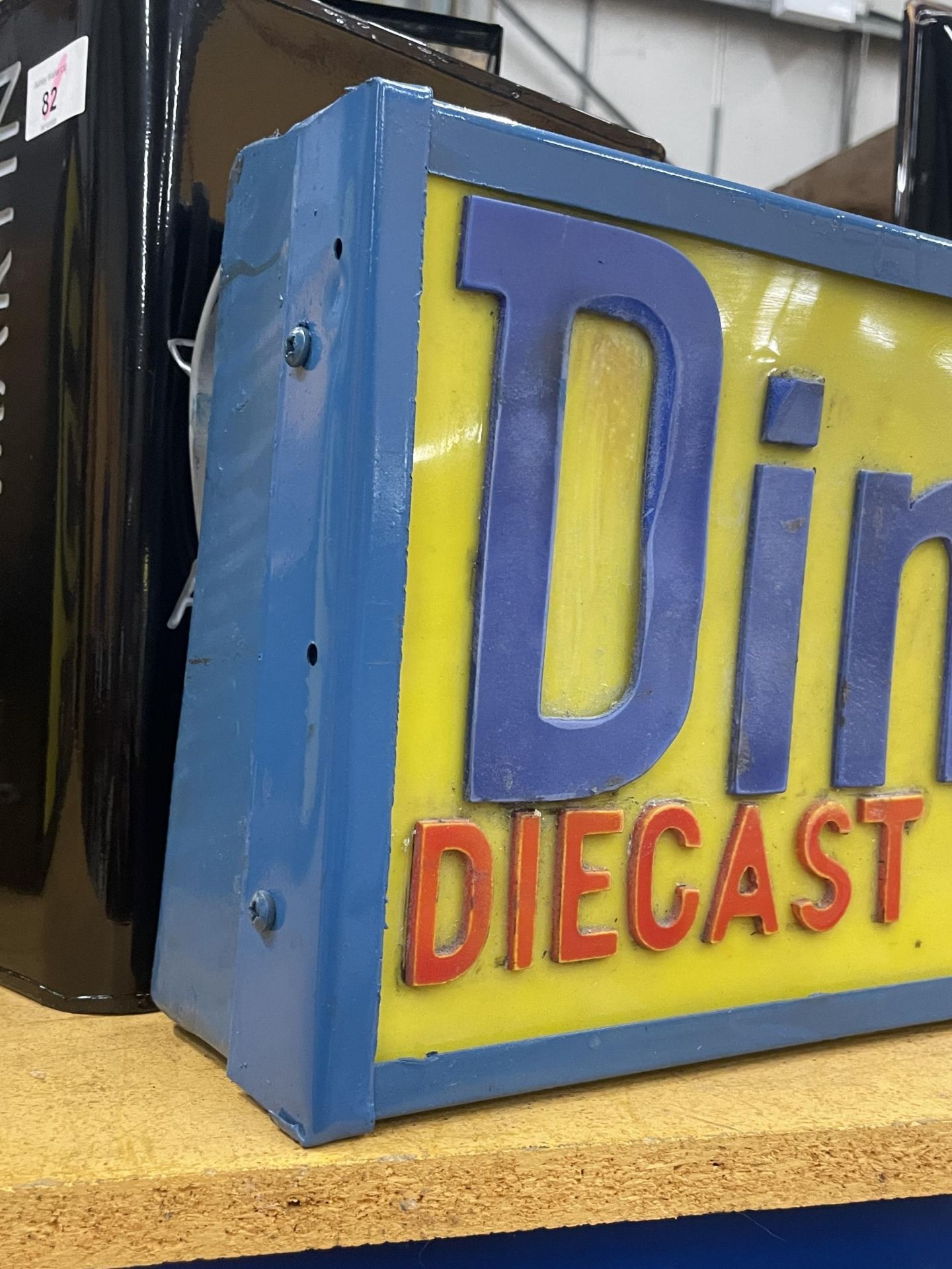 A DINKY DIECAST TOYS ILLUMINATED LIGHT BOX SIGN - Image 2 of 2
