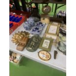 A LARGE MIXED LOT TO INCLUDE SUN PLAQUE, BLUE AND WHITE POTTERY, FRAMED PRINTS ETC