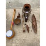 AN ASSORTMENT OF ITEMS TO INCLUDE A STUDIO POTTERY STYLE VASE, TREEN FIGURES AND A TREEN BOWL ETC