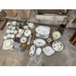 AN ASSORTMENT OF ITEMS TO INCLUDE CERAMICS AND A BRASS COMPANION SET ETC