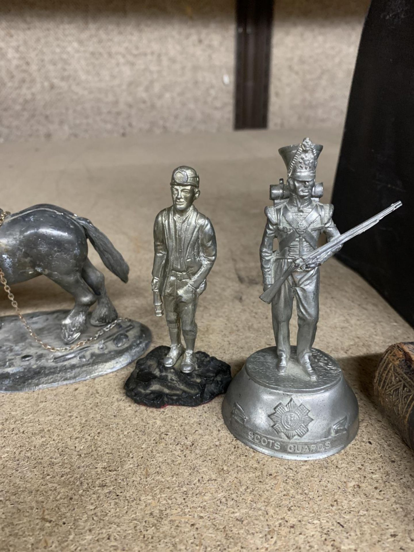 FIVE CAST PEWTER FIGURES - Image 3 of 4