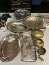 A MIXED LOT OF VINTAGE METALWARES, SILVER PLATED TRAYS ETC