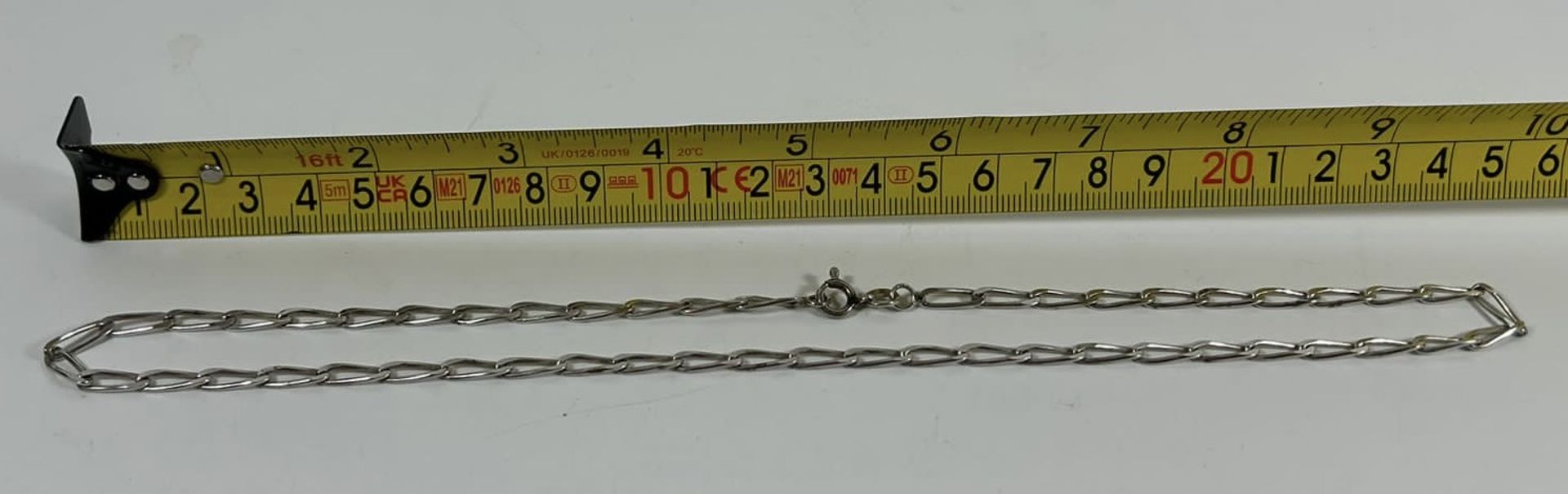 A .925 SILVER INTERLINK CHAIN NECKLACE, 20" CHAIN LENGTH - Image 3 of 3