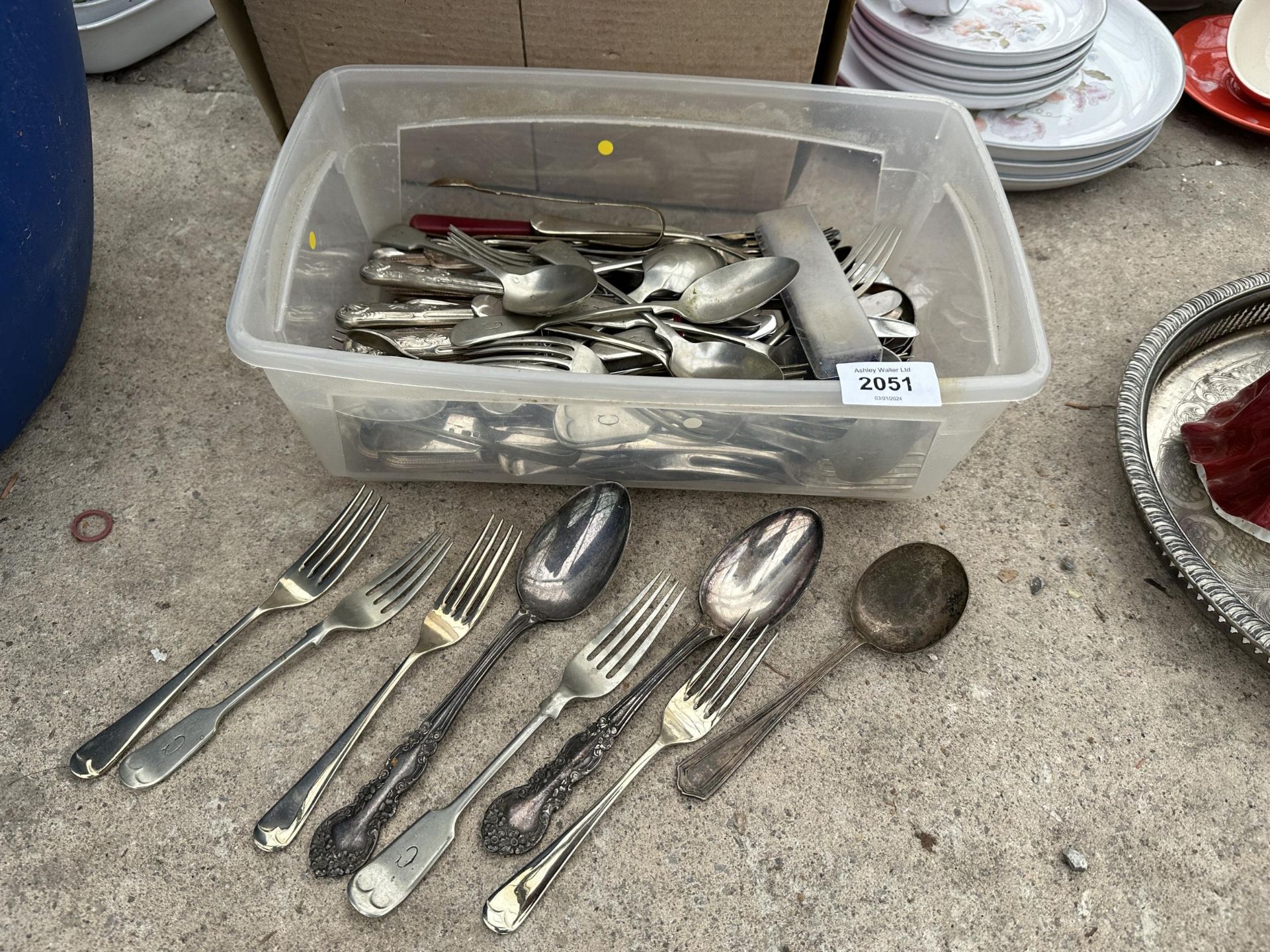 A LARGE ASSORTMENT OF FLAT WARE