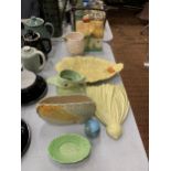 A COLLECTION OF ART DECO POTTERY TO INCLUDE CARLTON WARE COTTAGE, DISH, SYLVAC WALL POCKET ETC