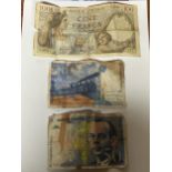 THREE VINTAGE FRENCH BANKNOTES TO INCLUDE A 100 FRANC NOTE AND TWO 50 FRANC NOTES