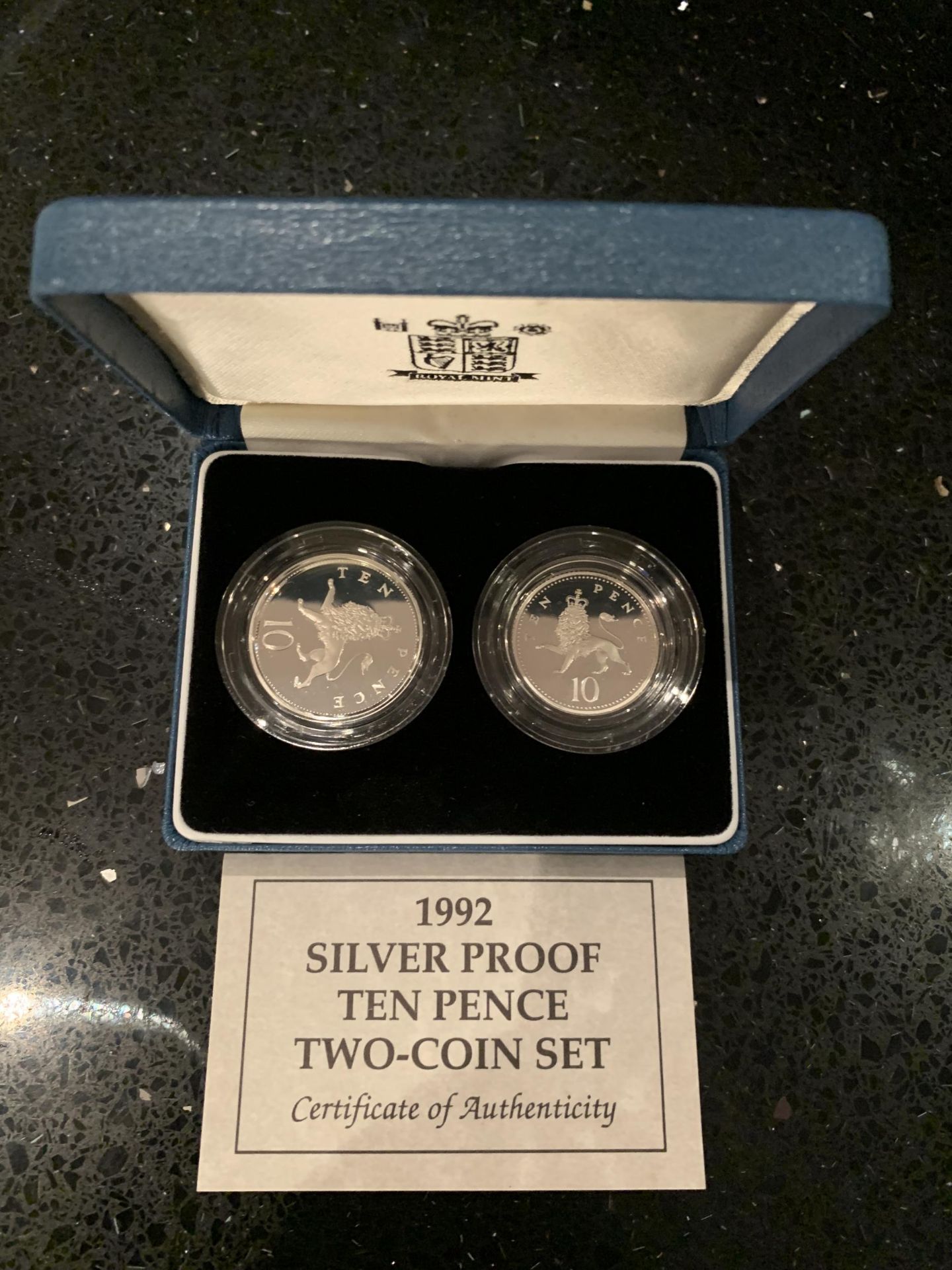 UK 1992, SILVER PROOF “TEN PENCE TWO COIN SET” . BOXED WITH COA