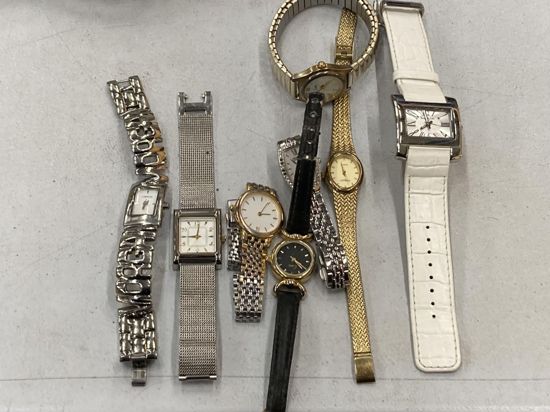 A QUANTITY OF WRISTWATCHES TO INCLUDE LIMIT - 8 IN TOTAL