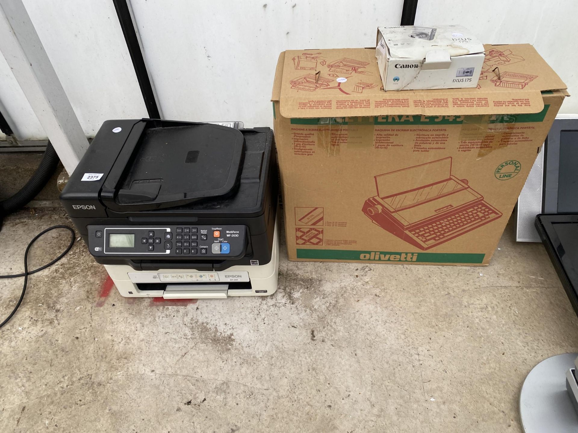 AN ASSORTMENT OF ITEMS TO INCLUDE A EPSON PRINTER AND AN OLIVETTI TYPEWRITER ETC