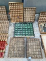 AN ASSORTMENT OF SMALL WOODEN PRINTERS TRAYS