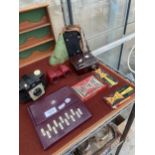 AN ASSORTMENT OF VINTAGE AND RETRO ITEMS TO IBNCLUDE CAMERAS AND BINOCULARS ETC