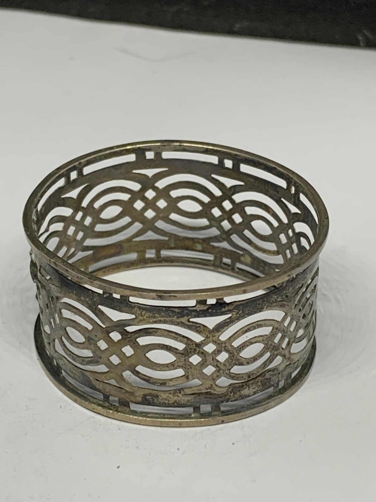 TWO SILVER NAPKIN RINGS - Image 3 of 3