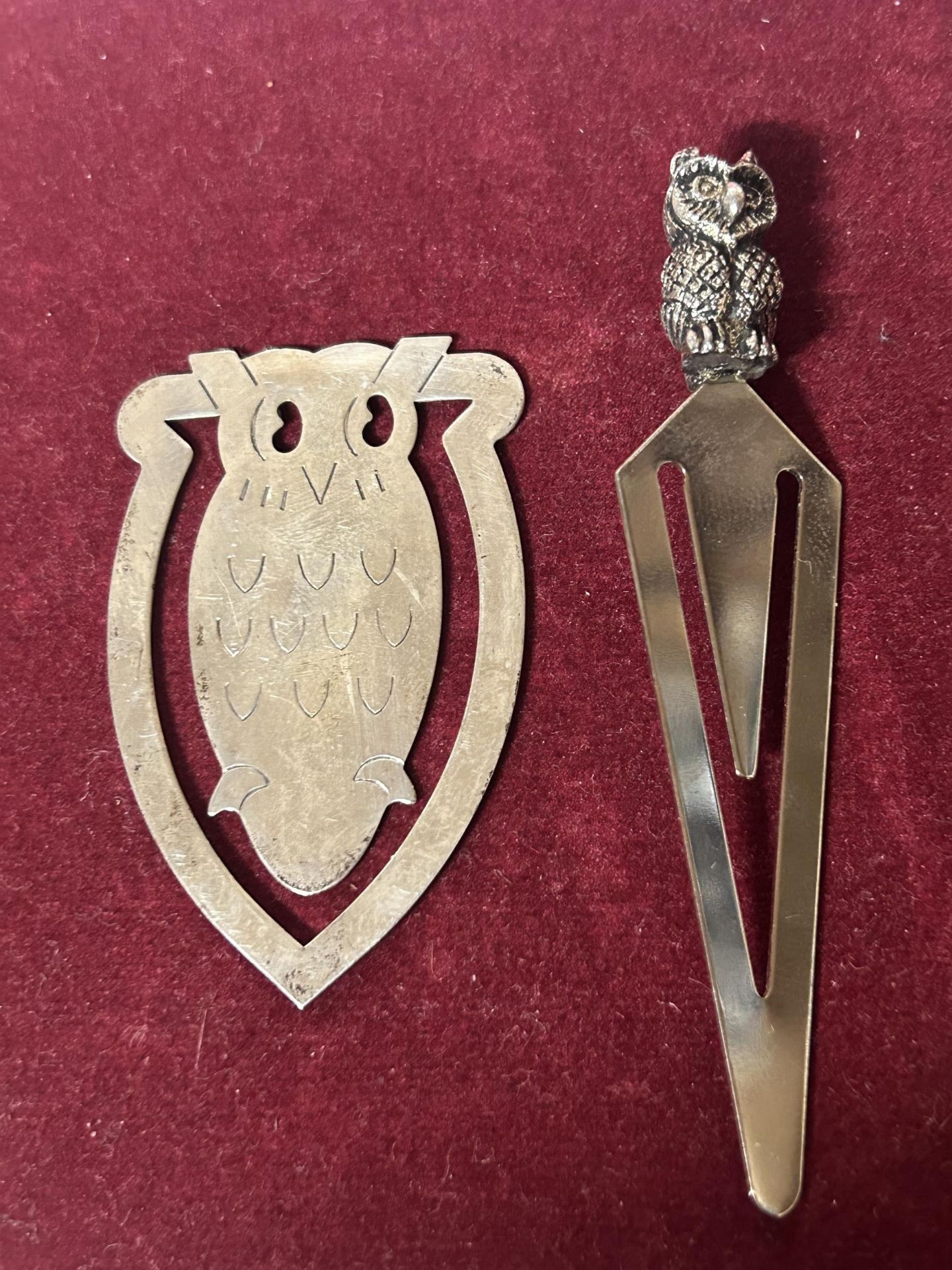 TWO OWL BOOKMARKS, ONE HALLMARKED SILVER AND ONE WHITE METAL