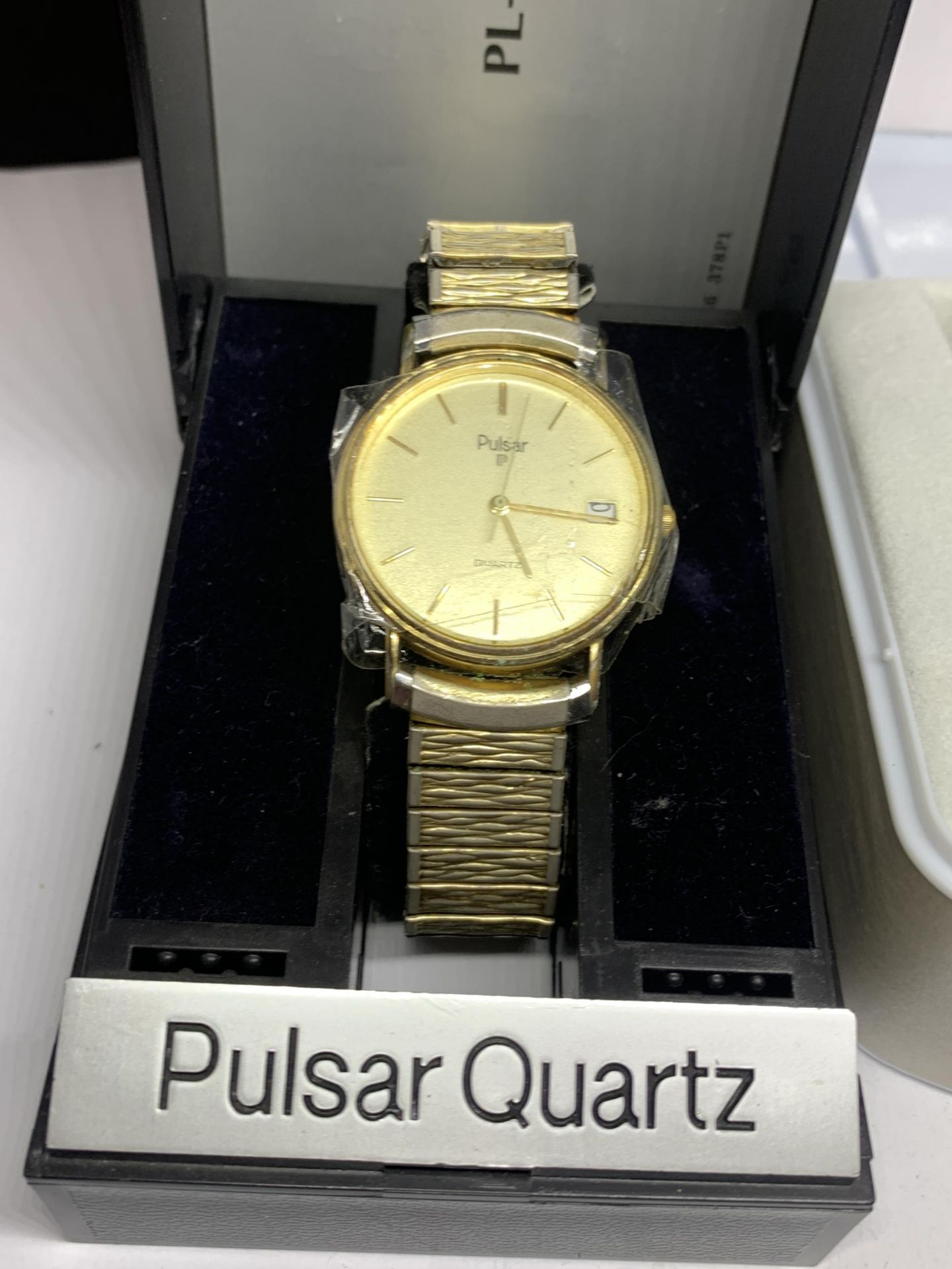 TWO BOXED GENTS QUARTZ WATCHES TO INCLUDE A PULSAR AND A LORUS - Image 2 of 3