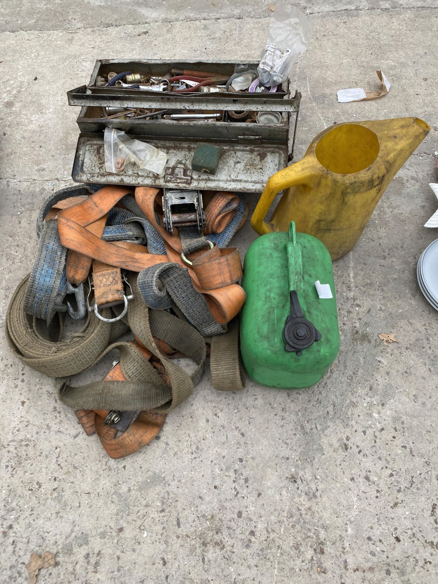 AN ASSORTMENT OF ITEMS TO INCLUDE RATCHET STRAPS AND A TOOL BOX CONTAINING AN ASSORTMENT OF TOOLS