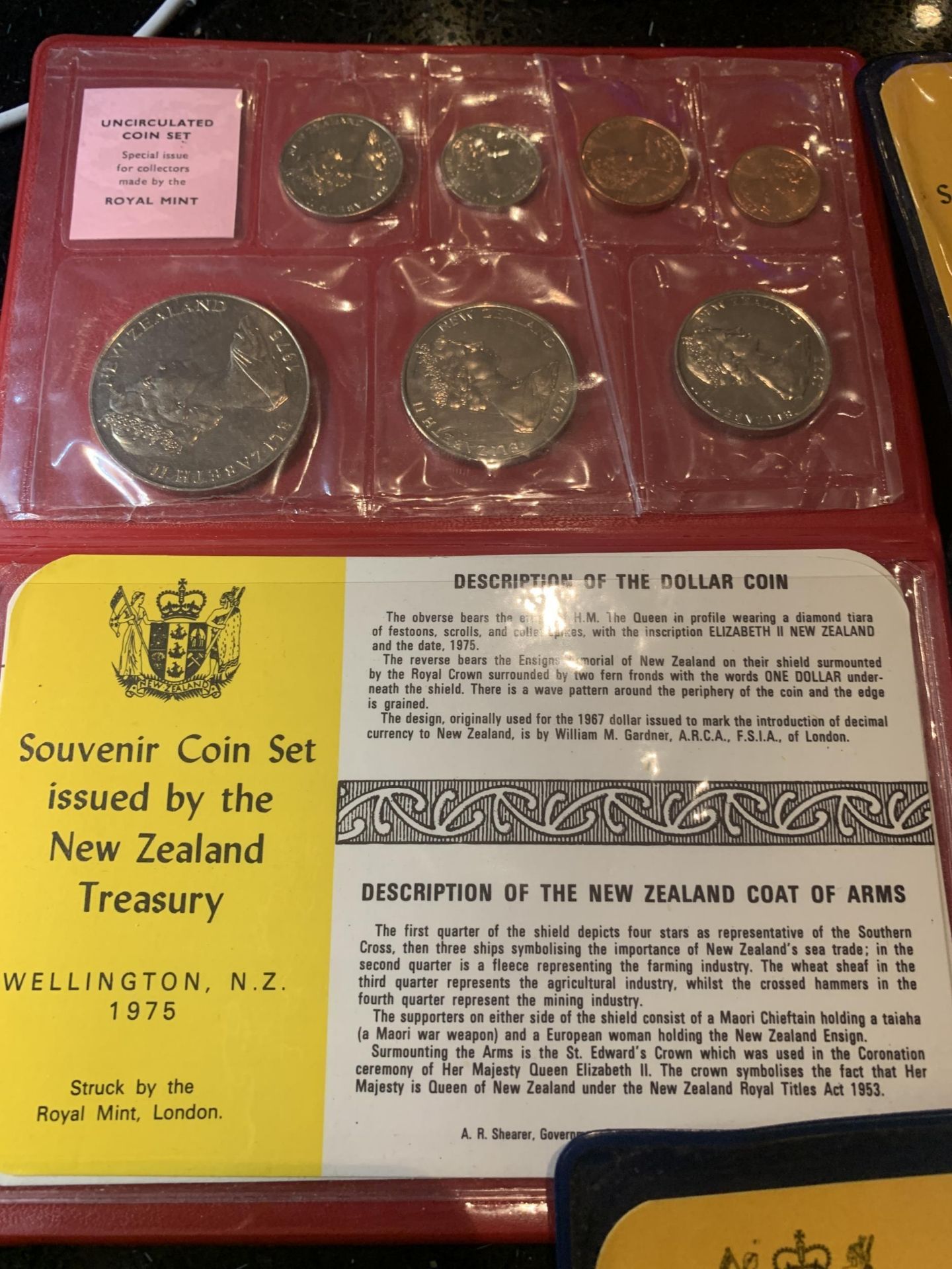 FIVE NEW ZEALAND COIN SETS - Image 2 of 6