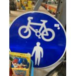 A CYCLING TRAFFIC SIGN