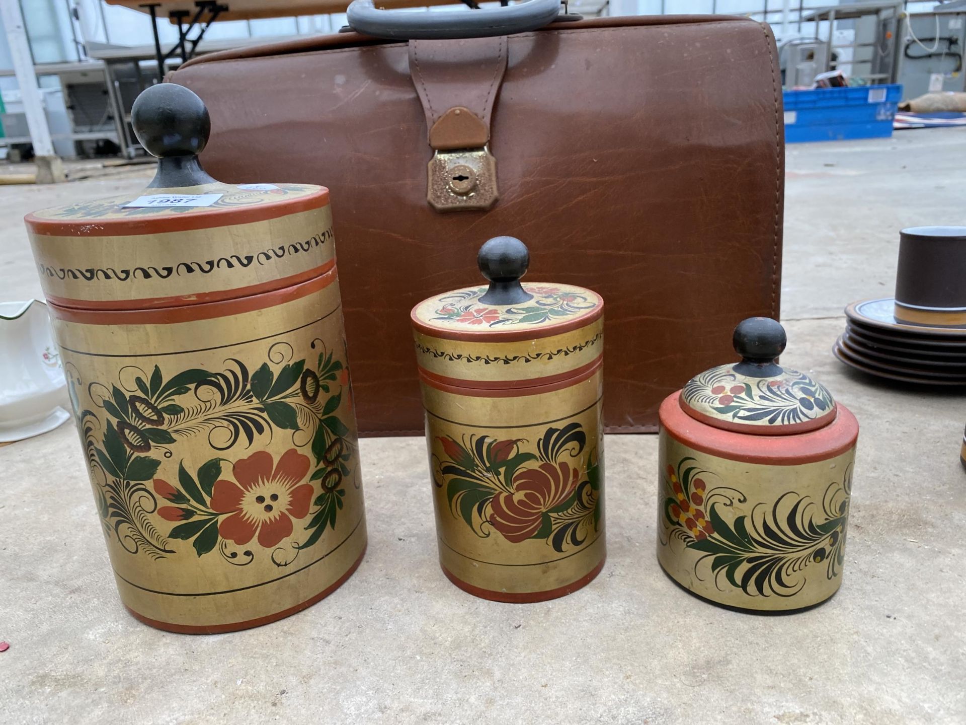 A VINTAGE LEATHER DOCTORS CASE AND THREE GRADUATED STORAGE POTS ETC - Image 2 of 2