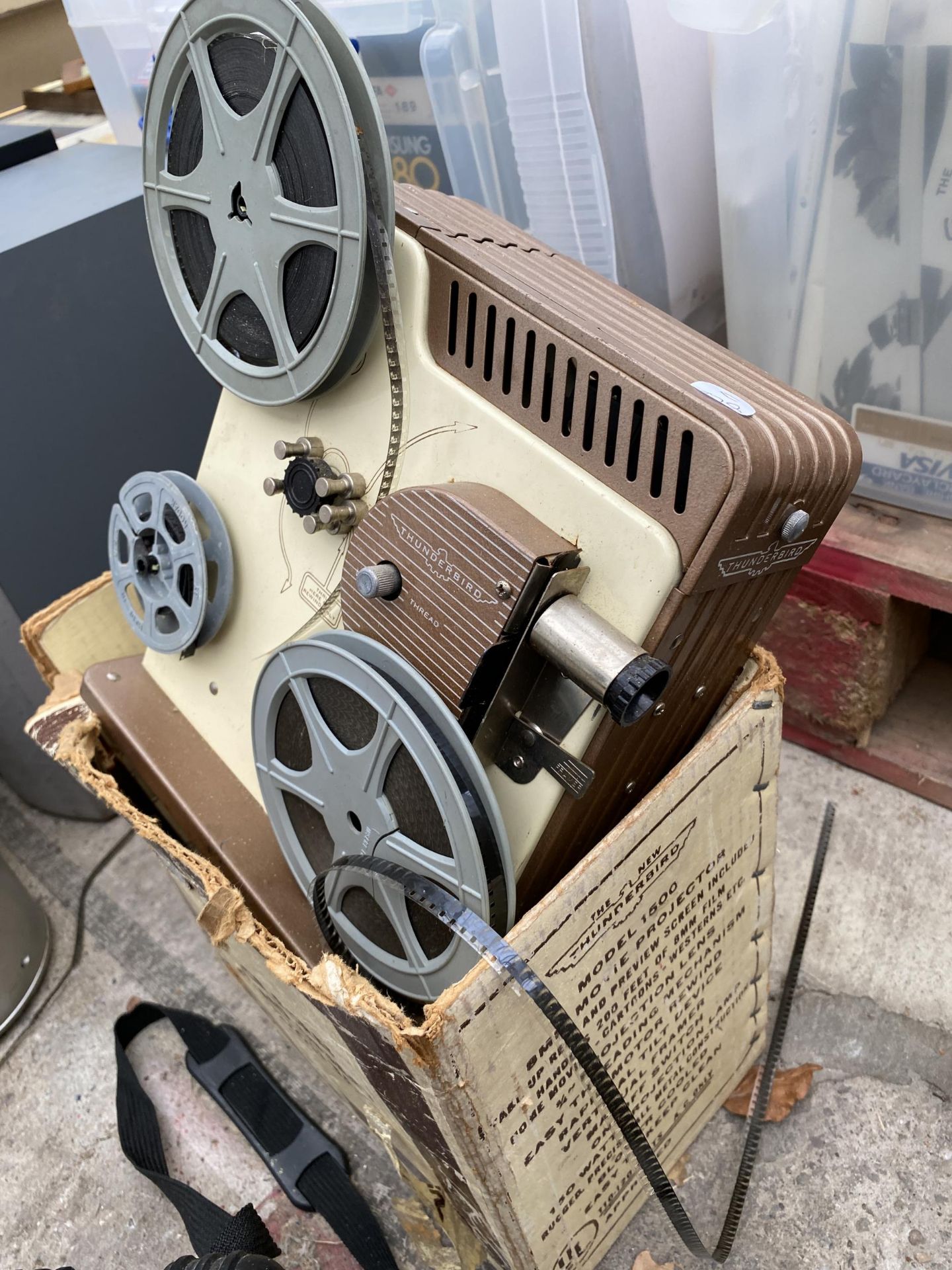 A THUNDERBIRD PROJECTOR AND A BURSWOOD AMPLIFIER - Image 3 of 5